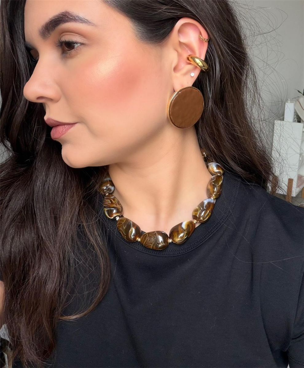 Brinco Renata Marrom